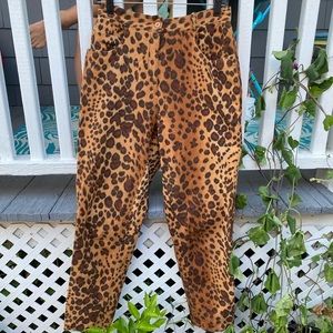 High wasted felt vintage leopard pants